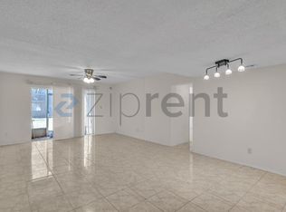 7518 Needle Leaf Pl APT A, Tampa, FL 33617