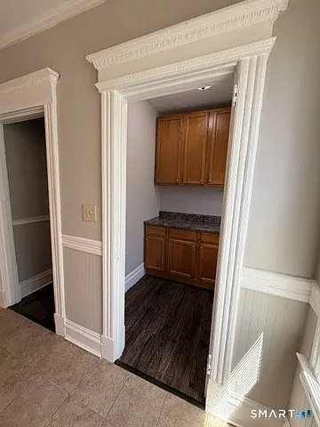 370 Maple Ave — Photo 5