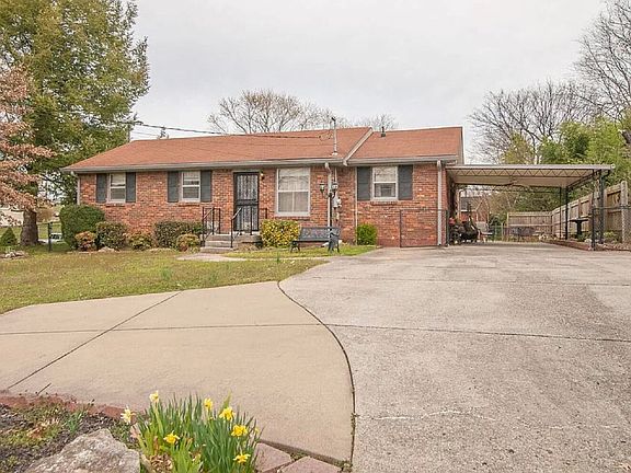 2nd image of 3936 Plantation Dr