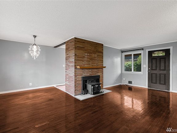 4th image of 12932 26th Ave S