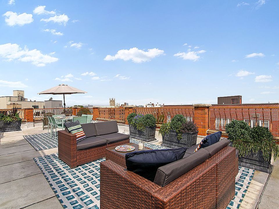 1st image of 852 E 7th St APT 7D