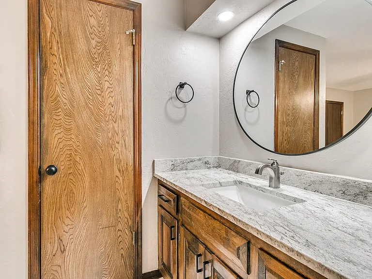 1213 Westbrooke Ter — Photo 24