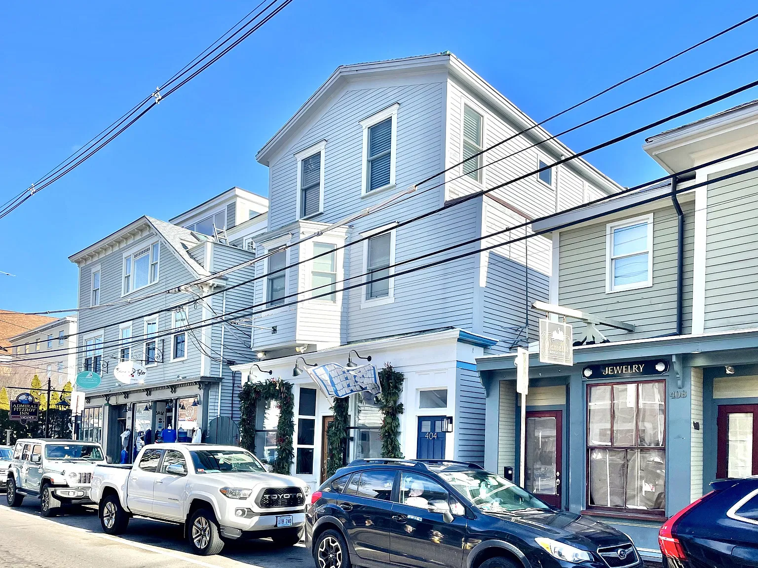 2 bed, 1000 sqft, $2,600 — Photo 1