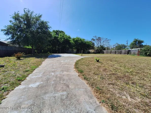 7003 Chestnut Dr, Cocoa, FL 32927