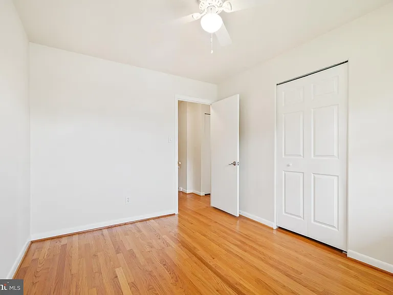 11840 Enid Dr — Photo 16