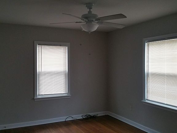 3rd image of 6227 Stella Ave