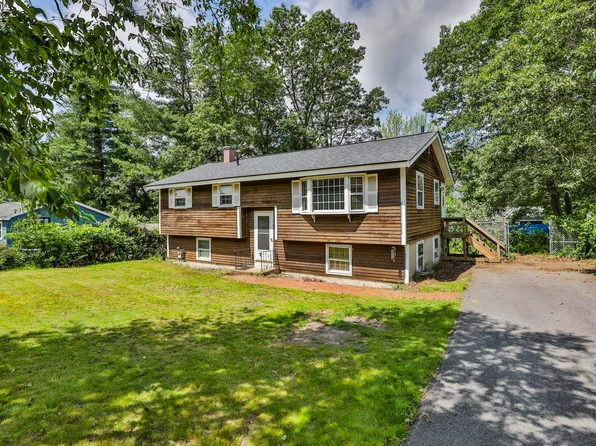 59 Tenby Drive, Nashua, NH 03062