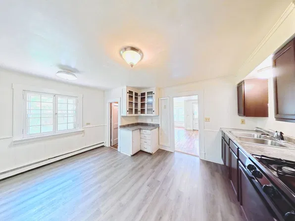 312 Colchester Ave, Burlington, VT 05401