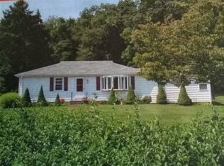 12 Maryland Dr, Middlefield, CT 06455