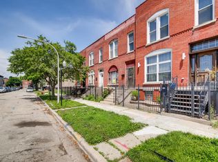 2726 W Maypole Ave, Chicago, IL 60612