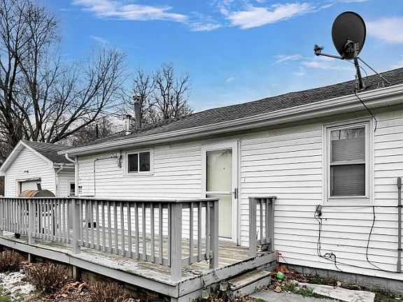 4th image of 20058 Croswell St