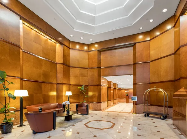 150 West 56th Street image 19 of 23