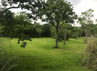 Stephenson Ave, Anahuac, TX 77514