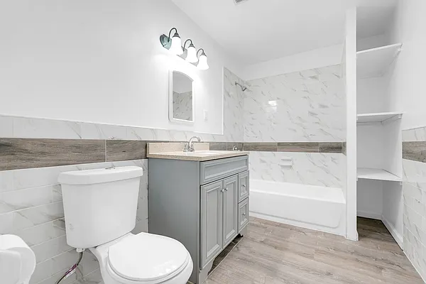 Rented by Brownstone Property Group | media 15