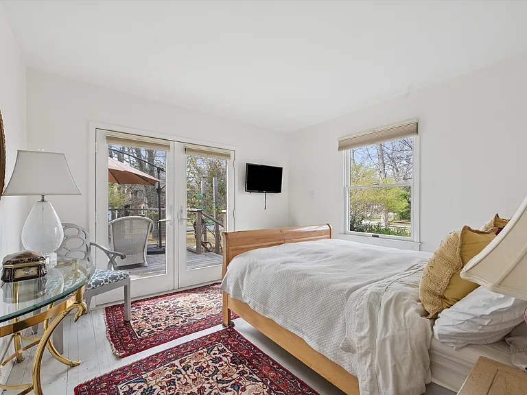 26 Woodbine Dr — Photo 12
