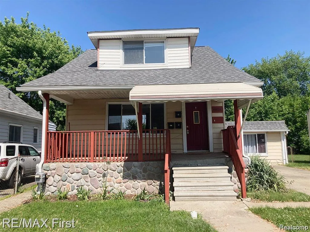 1 bed, 1.0 bath, 746 sqft, $775 — Photo 1