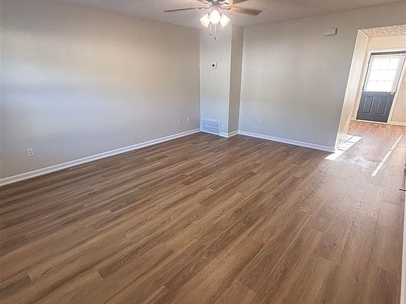 2nd image of 959 Potter Ave #A