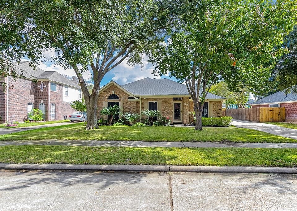 1st image of 3622 Landon Park Dr