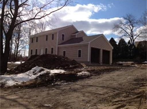2nd image of 70 Luther Ave