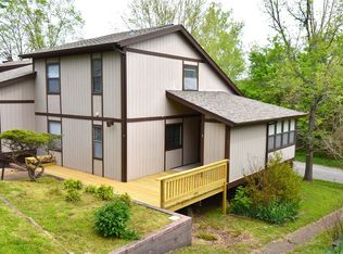 7 White Oak Dr, Holiday Island, AR 72631