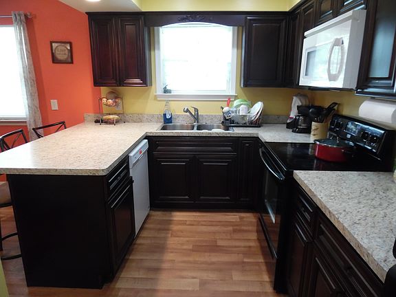 4th image of 2240 McKann Ave
