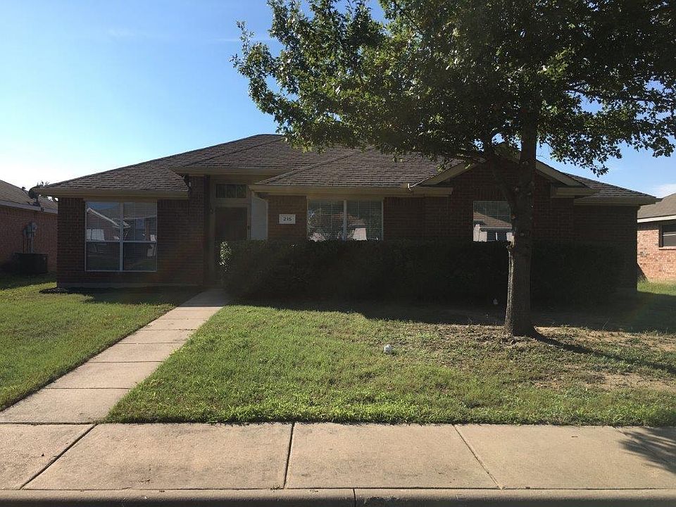 1st image of 215 Laramie Ln