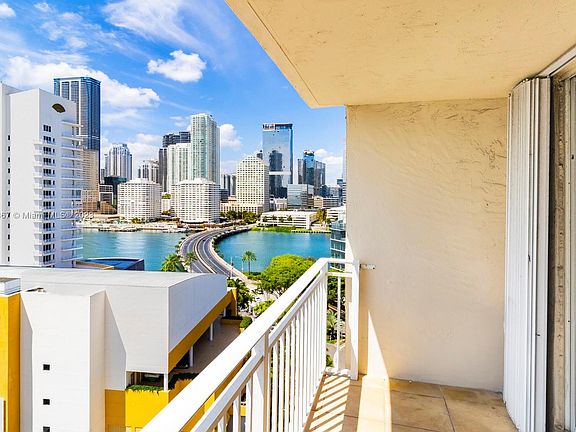 5th image of 770 Claughton Island Dr APT 1604