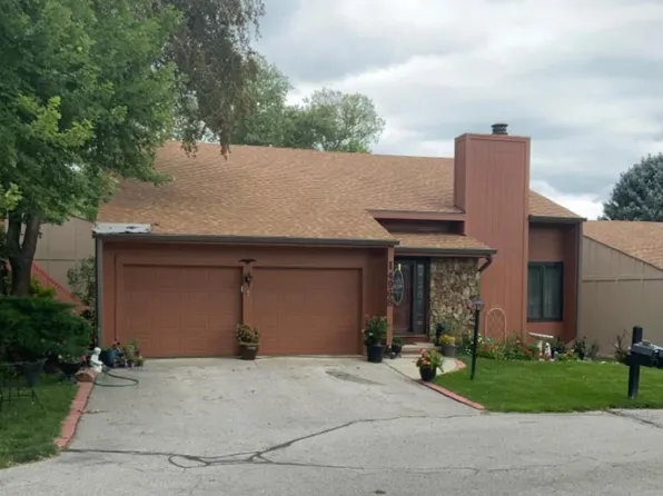 14968 Weir Plz #20-A, Omaha, NE 68137