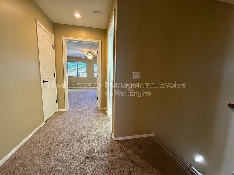 8014 W Pima St — Photo 17
