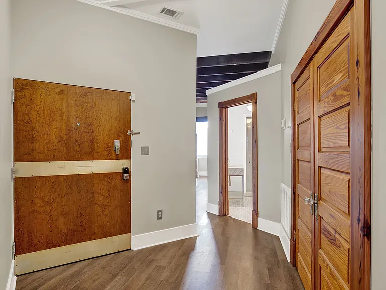 226 W Broughton St #2B — Photo 5