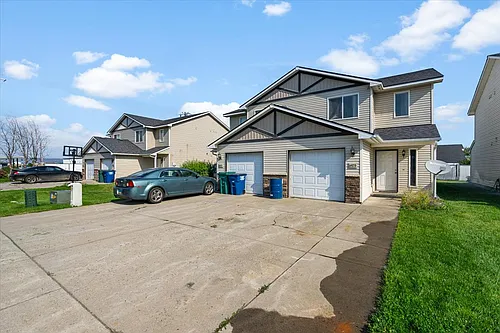 692 N Hydra Pl #B Photo 1