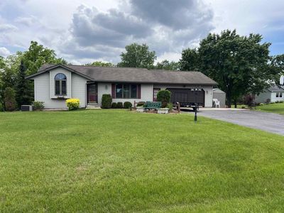 N6811 Raymond Road, Pardeeville, WI, 53954