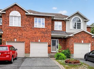 7 Calaveras Ave, Ottawa, ON K2J 4Z8