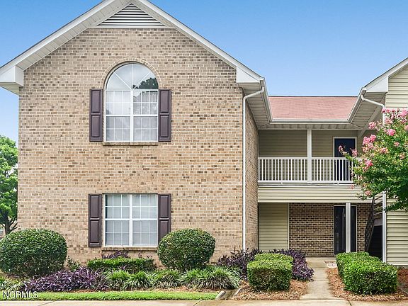 2nd image of 2926 Mulberry Lane #A