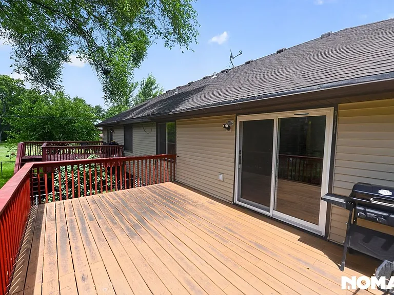 9720 Pleasant Ave S — Photo 15
