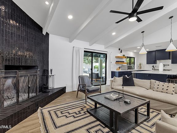 3rd image of 5712 E WINDROSE Drive
