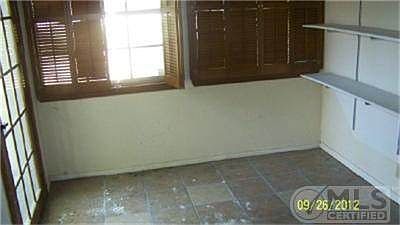 5th image of 206 Genoa Dr