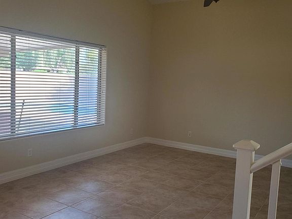 5th image of 7003 S 43rd Dr