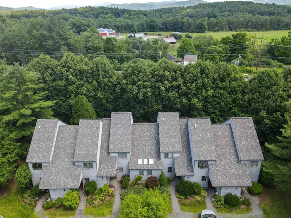 40 Heather Drive #1D, Hartford, VT 05001