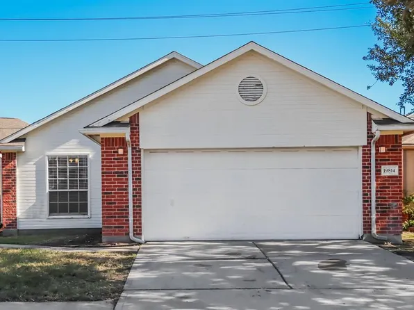 19814 Laurel Trail Dr, Cypress, TX 77433