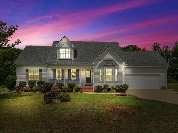 201 Jesse Dr, Smithfield, NC 27577