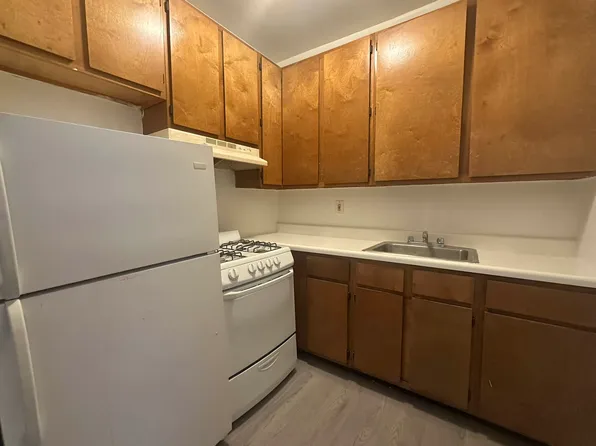 162 Lenox Avenue 1C image 3 of 6