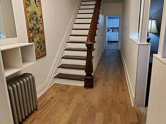 2nd image of 225 Ann St