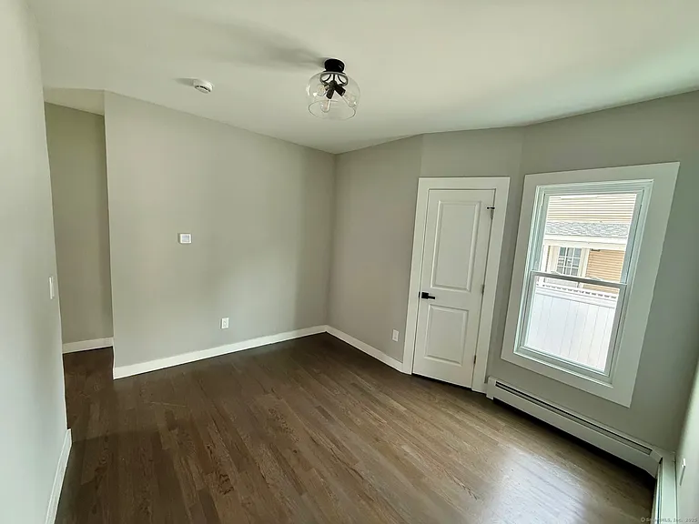 449 Stanley St #2 — Photo 12