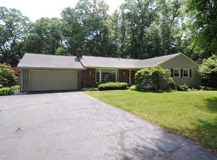 126 Mountain Rd, Cheshire, CT 06410