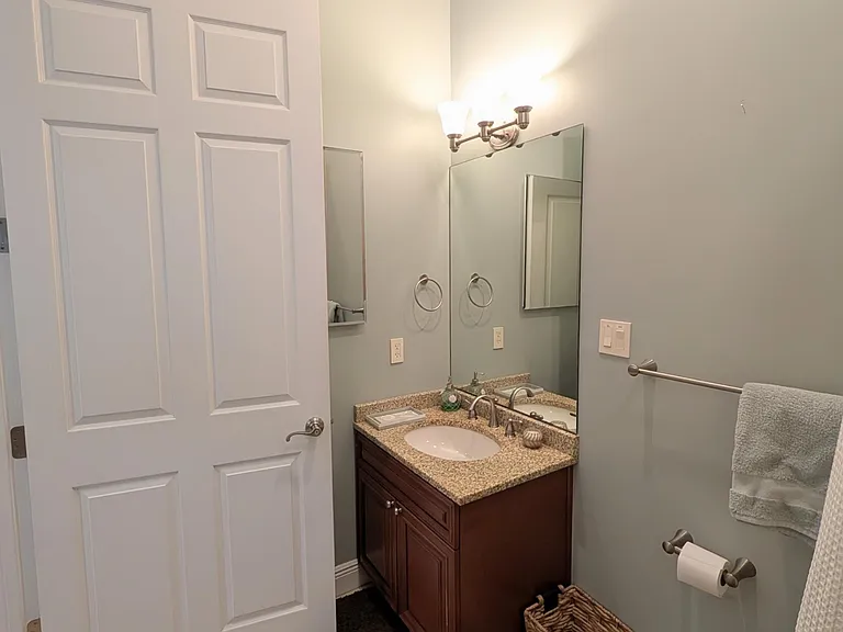 5 Coakley Bay Est #EB — Photo 52