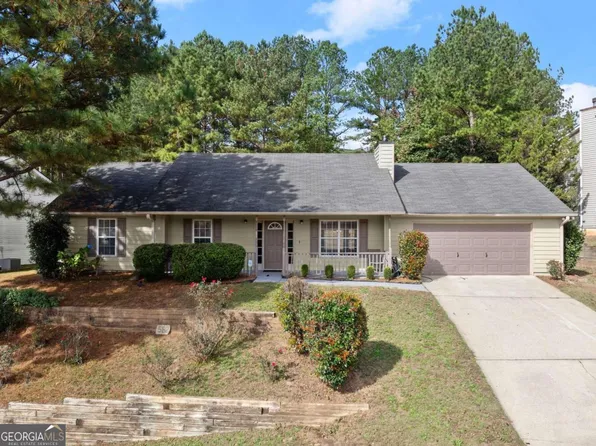 562 Shoal Cir, Lawrenceville, GA 30046