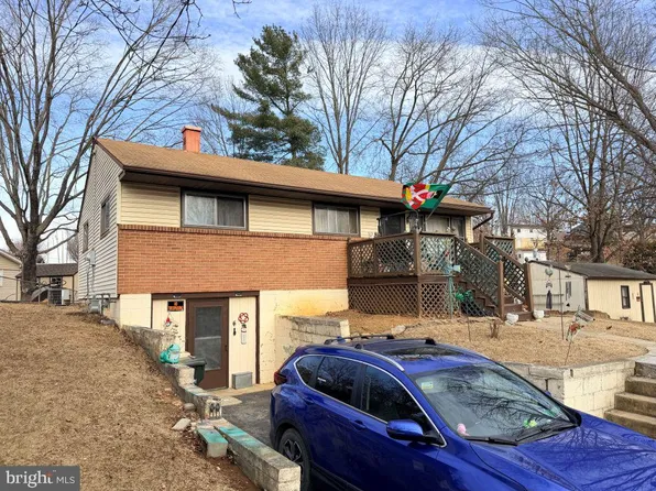 312 Devon Rd, Staunton, VA 24401