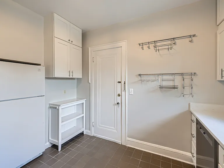 1151 Goodrich Ave #2 — Photo 4