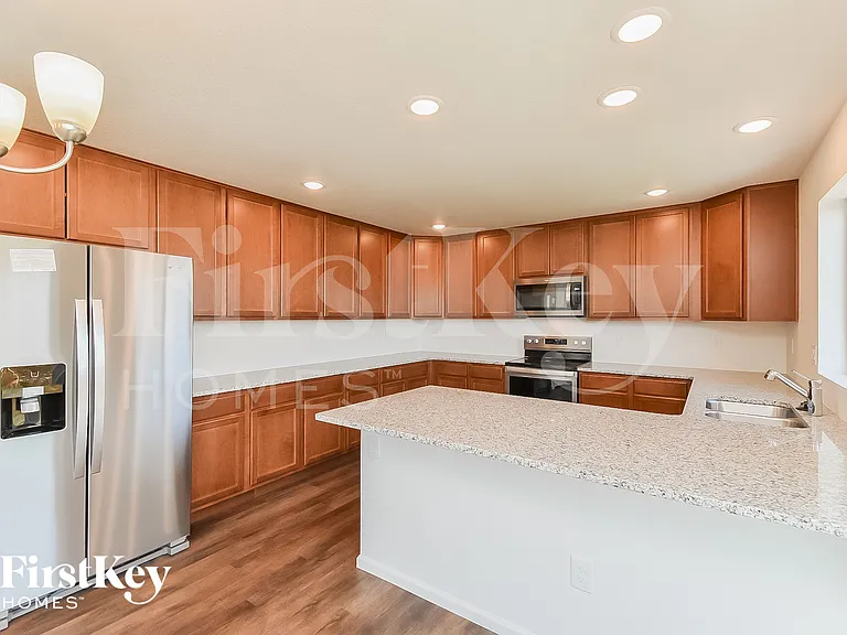 10610 Luneth Dr — Photo 5